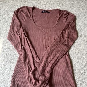 brown/burgundy long sleeve